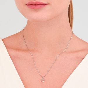 Pingente Letra O com Diamante em Ouro Branco 18k