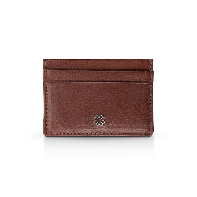 Carteira masculina de couro marrom com detalhe de metal na frente.