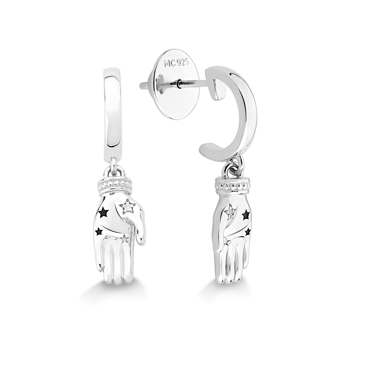 Brincos de prata com pingente de mão com estrelas e linha de zircônias.