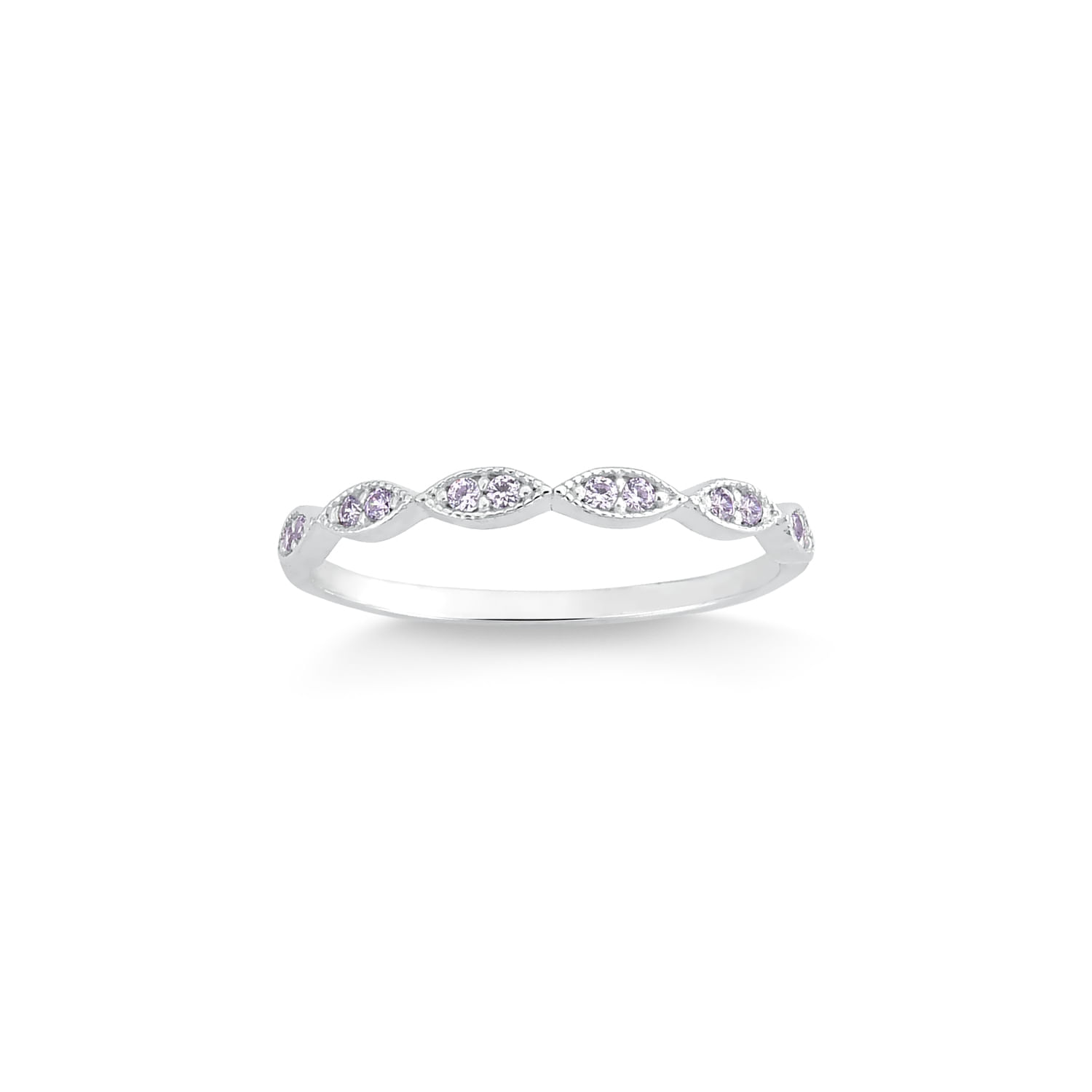 Anel fino prata com detalhes em forma de ondas e pequenos diamantes.