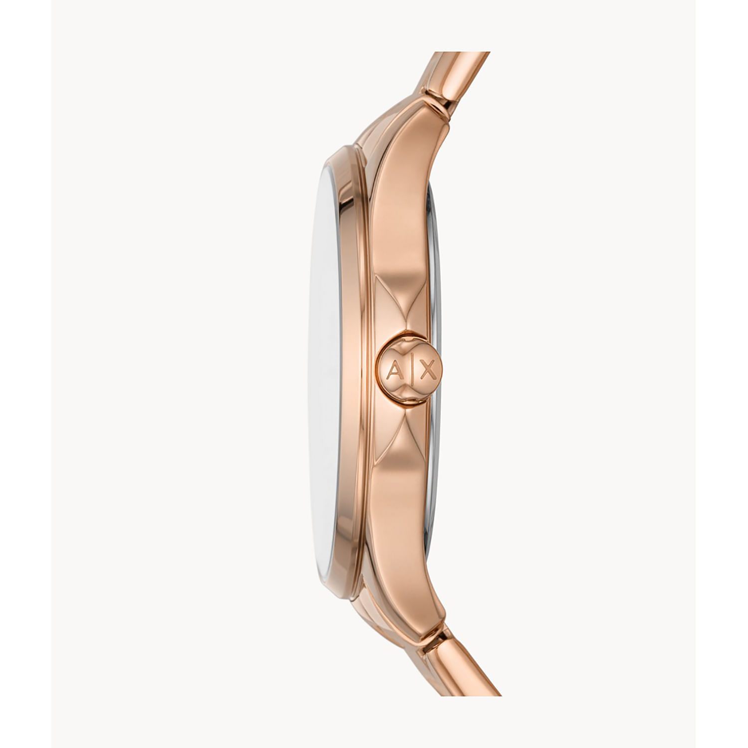 Relógio com pulseira e caixa em tom rosé, mostrando a lateral com botão ajustável com a marca "A|X".