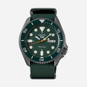 Relógio Seiko 5Sports Masculino em Nylon Verde SRPD77B1