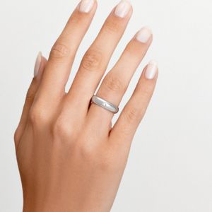 Aliança Anatômica com Zircônia em Prata 925 - 4,8 mm