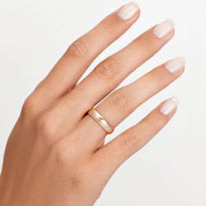 Aliança Anatômica com 10 Pontos de Diamantes em Ouro Amarelo 18k - 4,5 mm