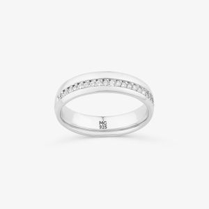 Aliança Anatômica com Zircônias em Prata 925 - 4,95 mm