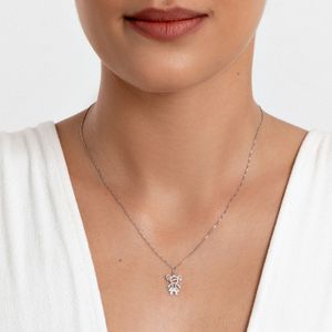 Pingente Menina com Diamante em Ouro Branco 18k