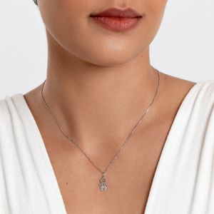 Pingente Menino com Diamante em Ouro Branco 18k