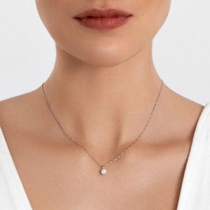 Pingente em Ouro Branco com 40 Pontos de Diamantes