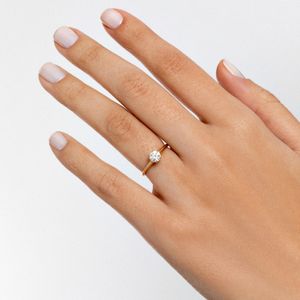 Anel Solitário com 40 Pontos de Diamantes em Ouro Amarelo 18k