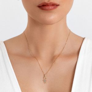 Pingente Menino com Diamante em Ouro Amarelo 18k