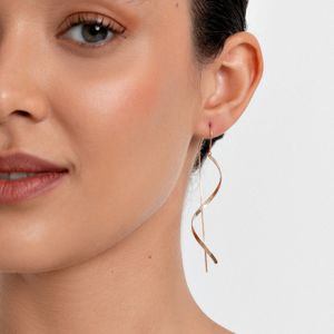 Brinco Fitas em Ouro Amarelo 18k