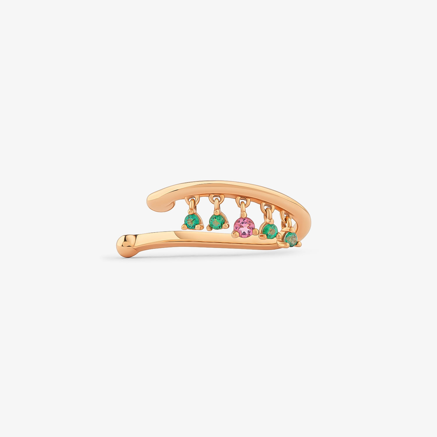 Um brinco de ouro com cinco pedras preciosas penduradas, incluindo pedras rosas e verdes, em um fundo branco.