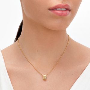 Colar Retangular em Prata 925 com Banho de Ouro Amarelo 18k