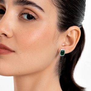 Brinco Stud com Quartzo Verde e Diamantes em Ouro Branco 18k