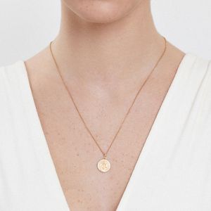 Pingente São Bento em Prata 925 com banho de Ouro Amarelo 18k