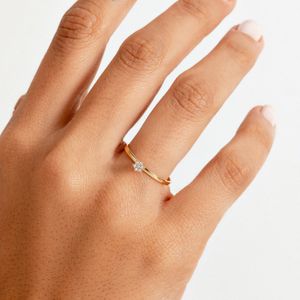 Anel Solitário com 3 Pontos de Diamantes em Ouro Amarelo 18k