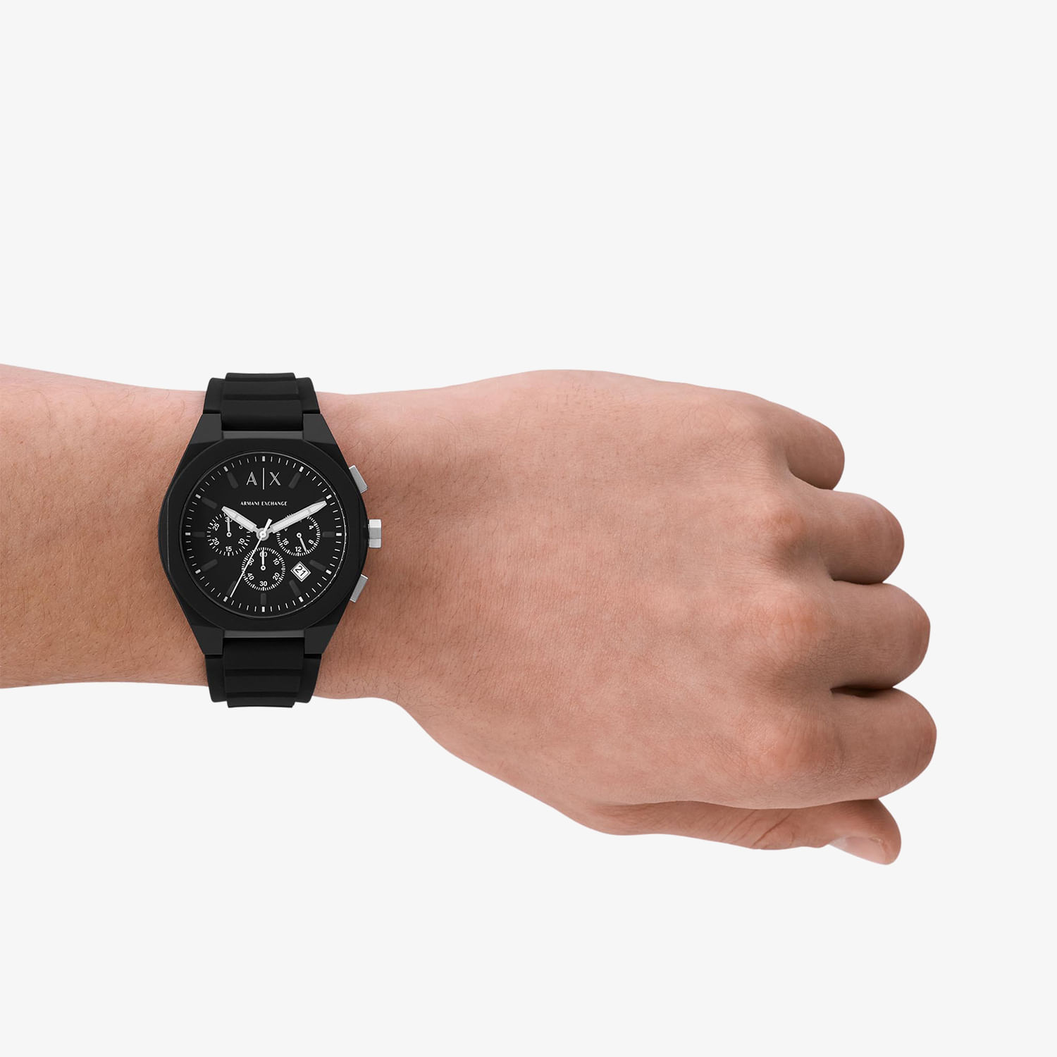 赤西 着用 EMPORIO ARMANI Relógio Armani Exchange Cronógrafo Masculino em Silicone Preto