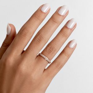 Anel Meia Aliança com 21 Pontos de Diamantes em Ouro Rose 18k