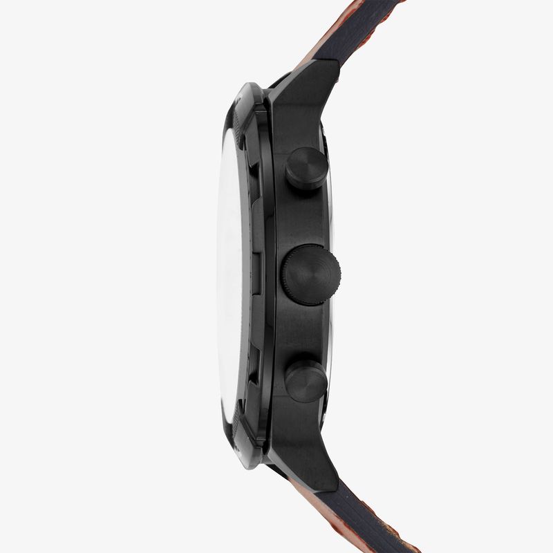 Relógio com pulseira preta e detalhes em vermelho, exibido de perfil, com botões na lateral.