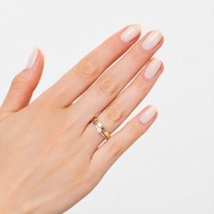 Aliança Anatômica com 10 Pontos de Diamantes em Ouro Branco e Ouro Amarelo 18k - 4 mm