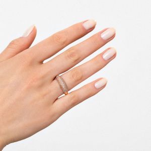 Anel com Diamante em Ouro Rosé 18k