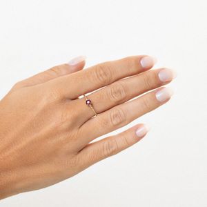 Anel com Rubi e Diamantes em Ouro Amarelo 18K