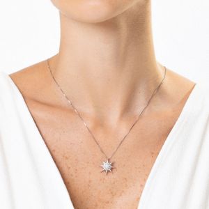 Pingente com Diamantes em Ouro Branco 18K