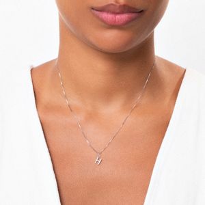 Pingente Letra H com Diamante em Ouro Branco 18k