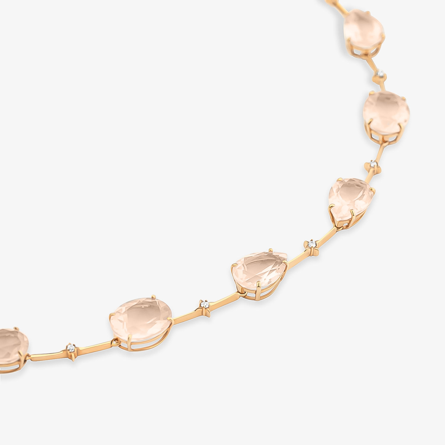 Colar Oval Articulado Sentidos em Ouro Rosé 18k com Quartzo Rosa e Diamantes - 42 cm