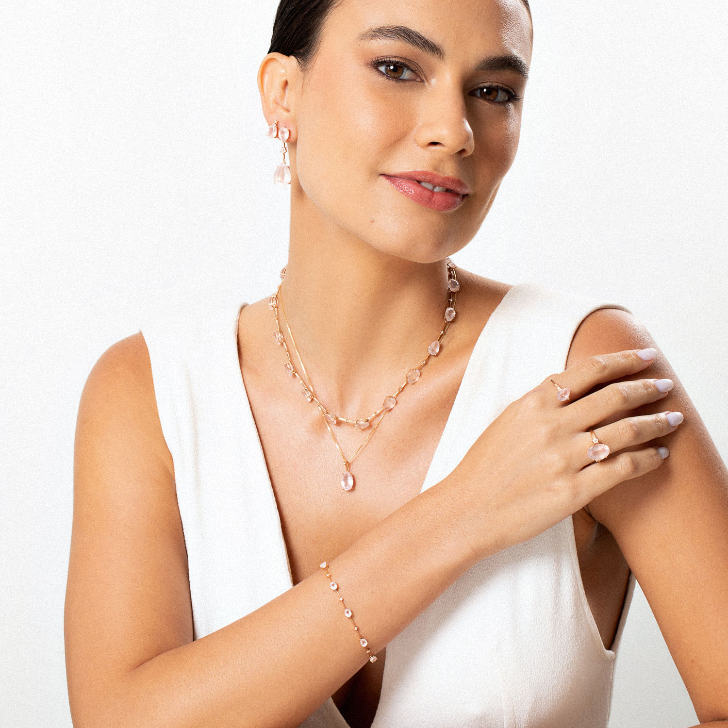Colar Oval Articulado Sentidos em Ouro Rosé 18k com Quartzo Rosa e Diamantes - 42 cm