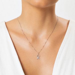 Pingente Menino com Diamante em Ouro Branco 18k