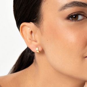 Brinco Argola Fio Quadrado 11mm em Prata com Banho de Ouro Amarelo 18k