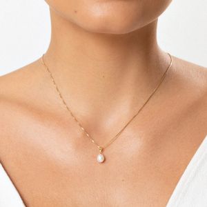 Pingente Gota com Pérola em Ouro Amarelo 18k