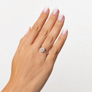 Anel Floral com Topázio em Prata 925