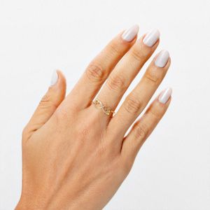 Anel Infinito com Safira em Ouro Amarelo 18k