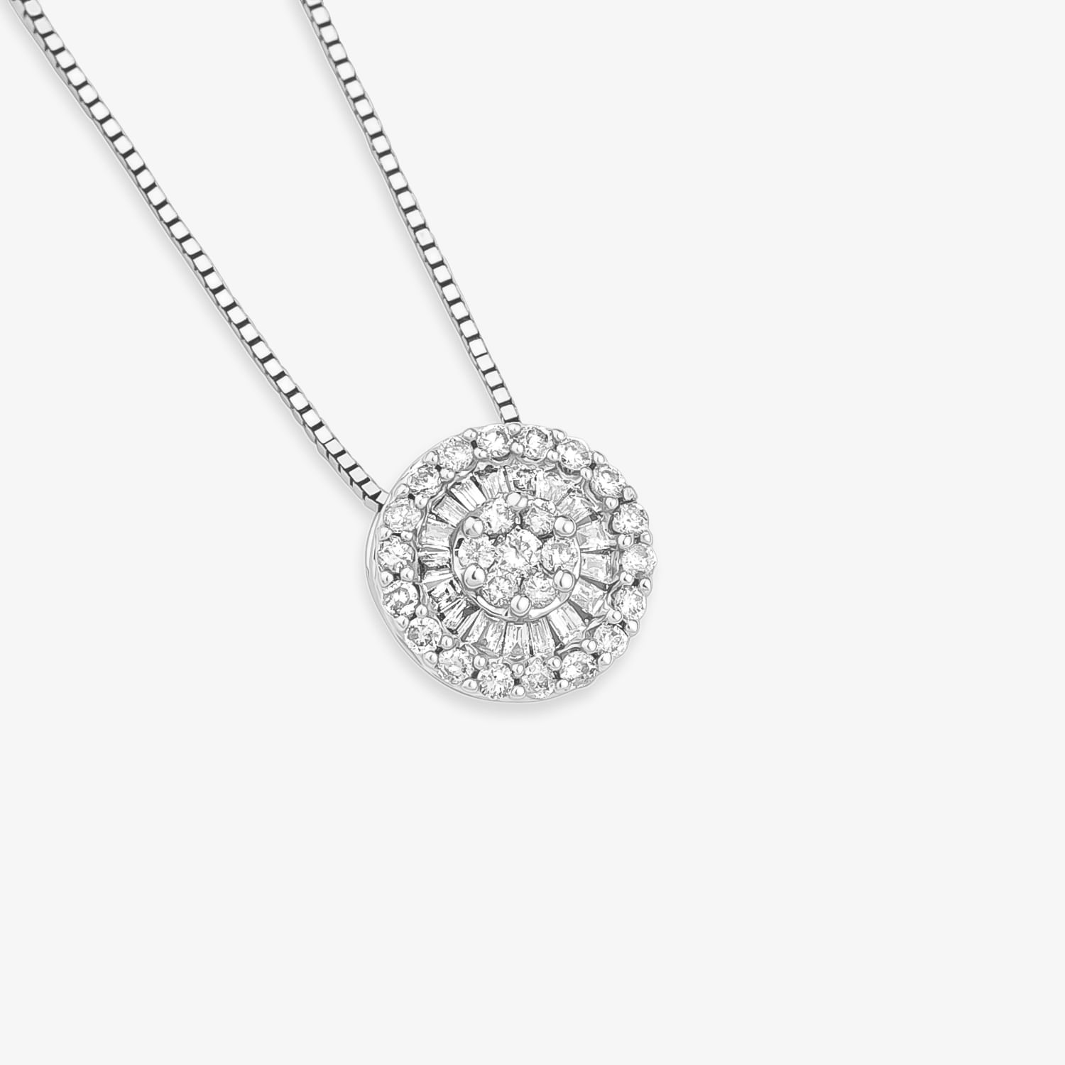 Pingente Majestic em Ouro Branco 18k com 25 Pontos de Diamantes - 8 mm