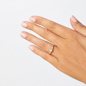 Anel com Topázio em Prata 925 com Banho de Ouro Amarelo 18k