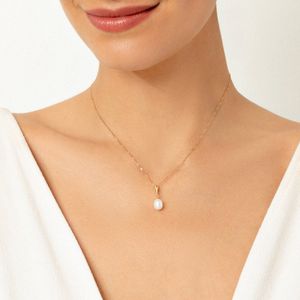 Pingente com Pérola em Ouro Amarelo 18k