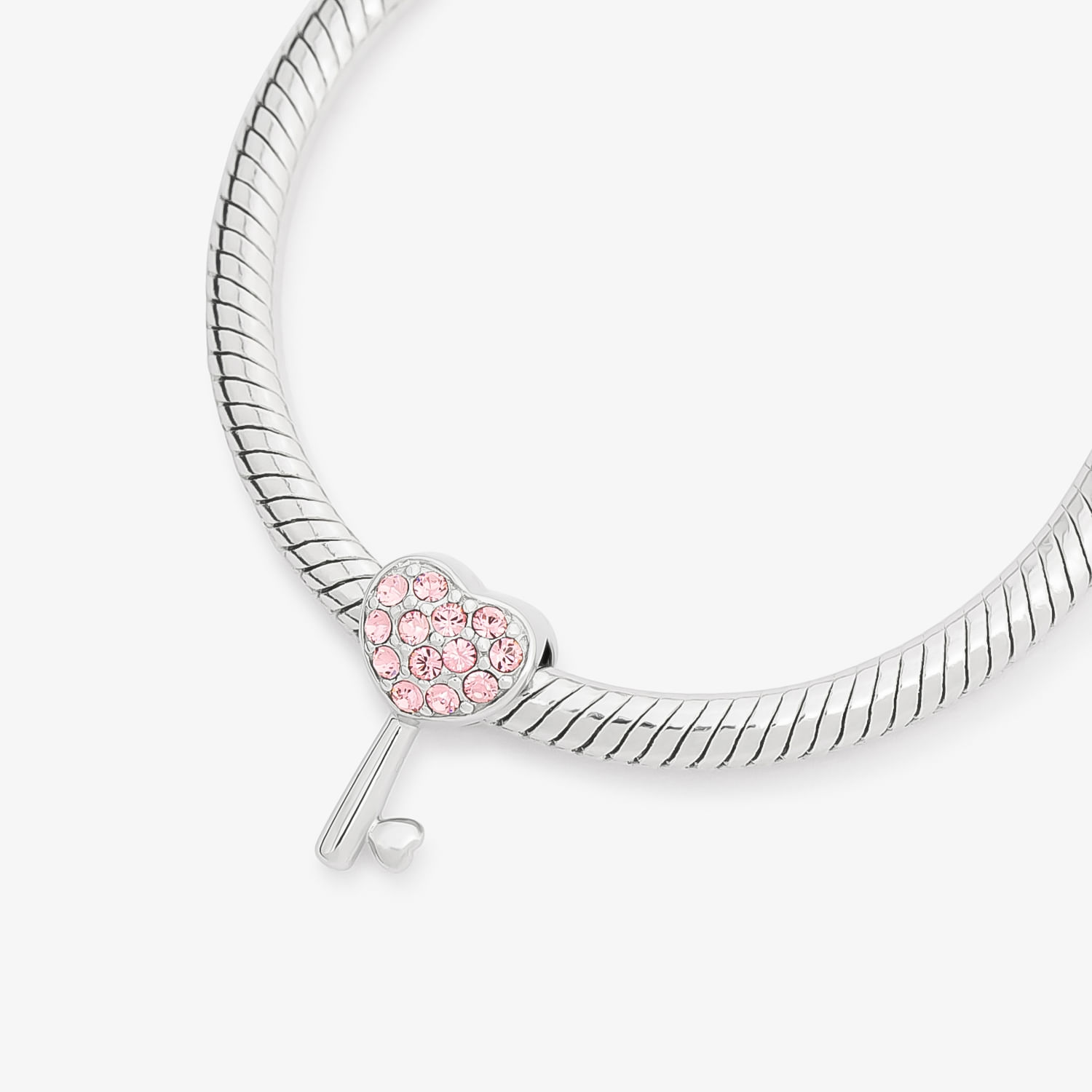 Charm Chave Coração Cravejado em Prata 925 | MONTE CARLO