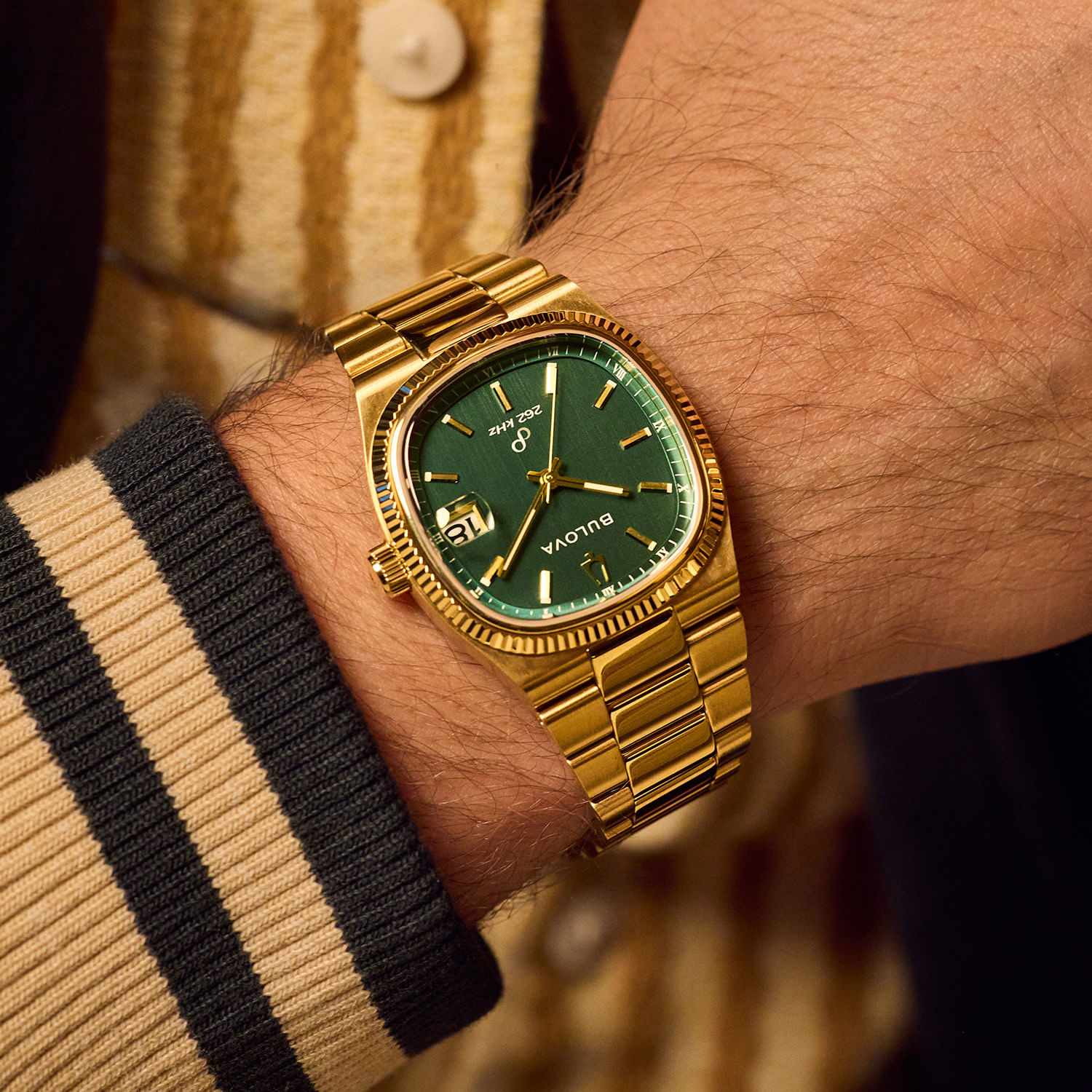 Relógio Bulova Super Seville Precisionist Masculino em Aço Dourado